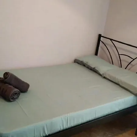 Thanos Aparts I Apartament